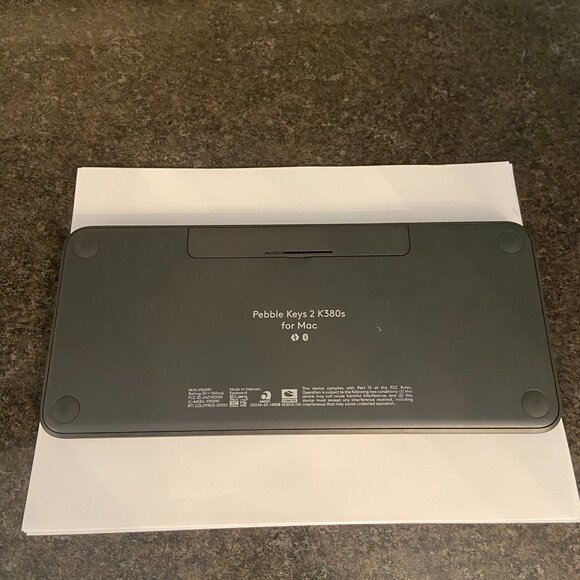 Logitech Pebble 2 Wireless Keyboard - Picture 3 of 6